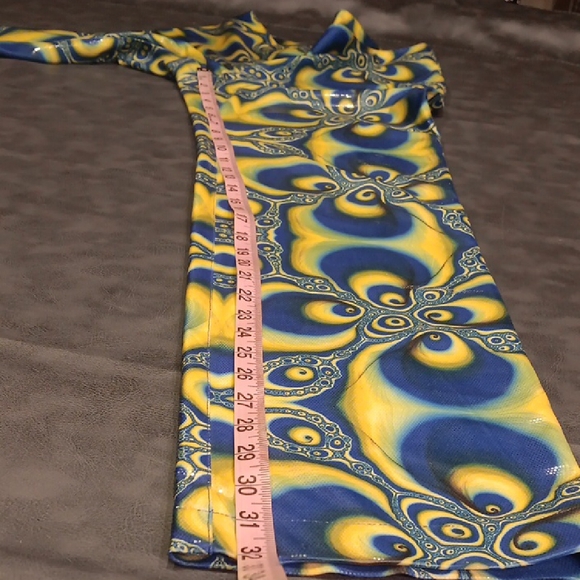 Retro Disco Styled Vibrant Patterned Flare Pants - Picture 10 of 11